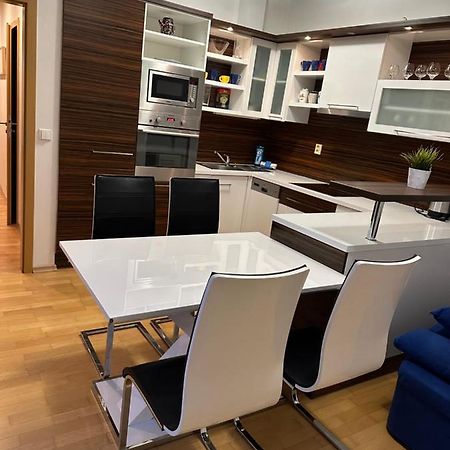 Apartments Spacilova Nearly Center Komarov Exterior photo
